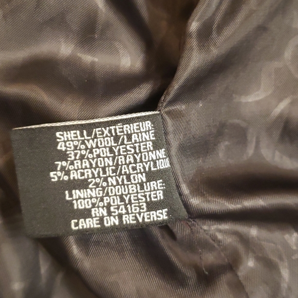 Guess coat - Picture 9 of 12